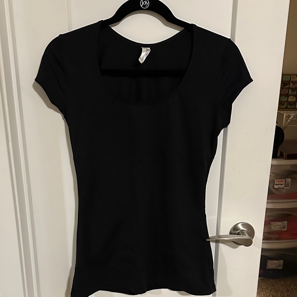Flexees Black Short Sleeve Top